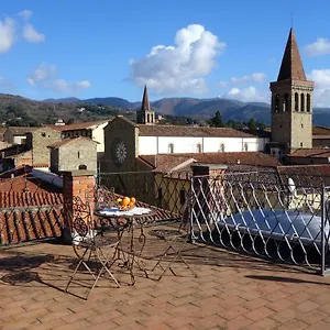  Holiday home Torre Medioevale D'uguccione